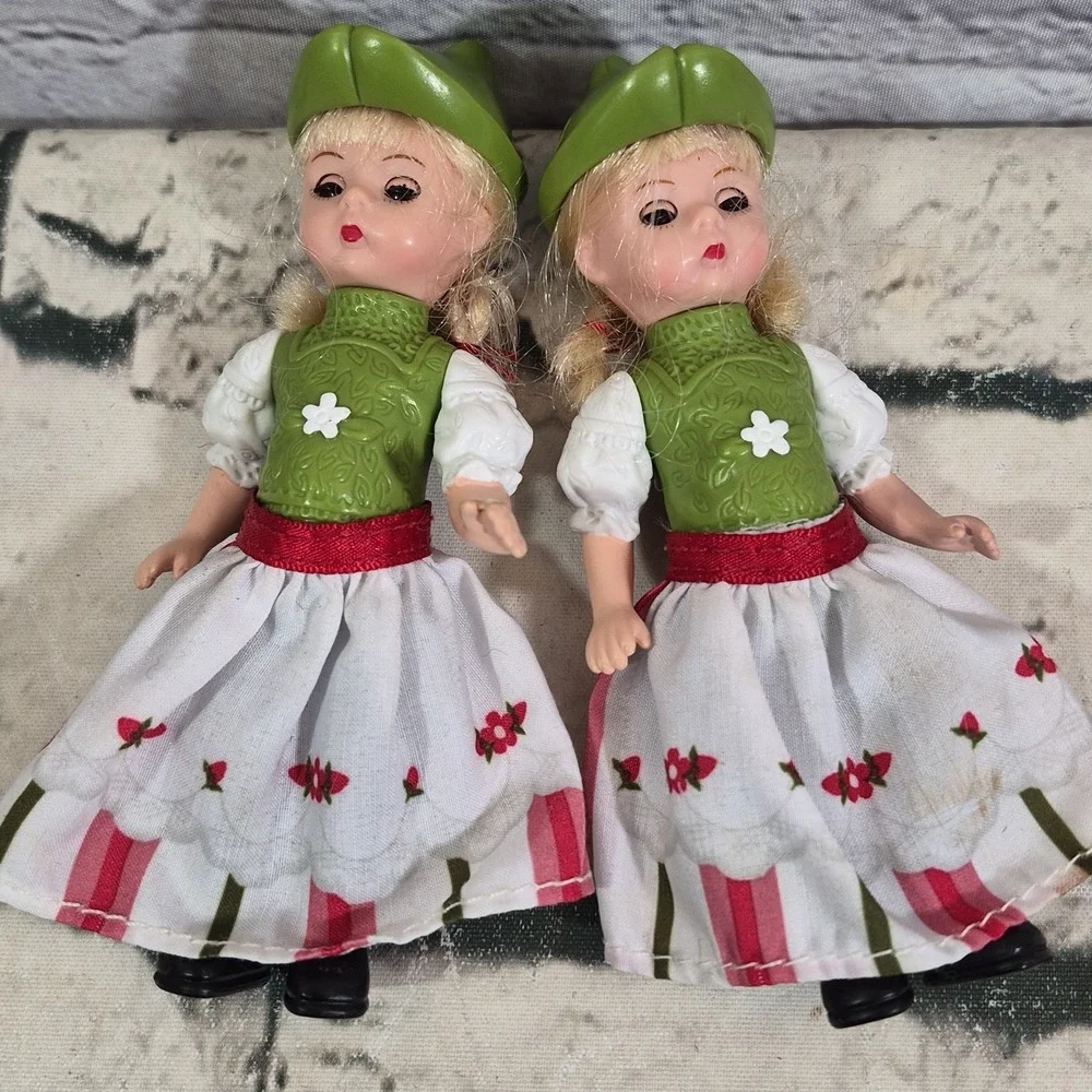 Madame Alexander Mini Dolls Lot Of 13 Assortment McDonalds Some Duplicates